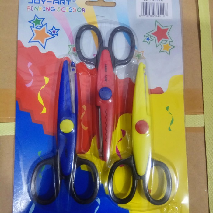 

Jual Gunting Gerigi / Pinking Scissor / Gunting Prakarya / Joy Art Zz 525Ja Gilaa!!!