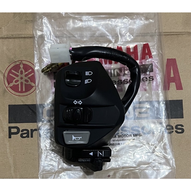 Saklar kiri mio holder kiri mio switch kiri mio saklar mio