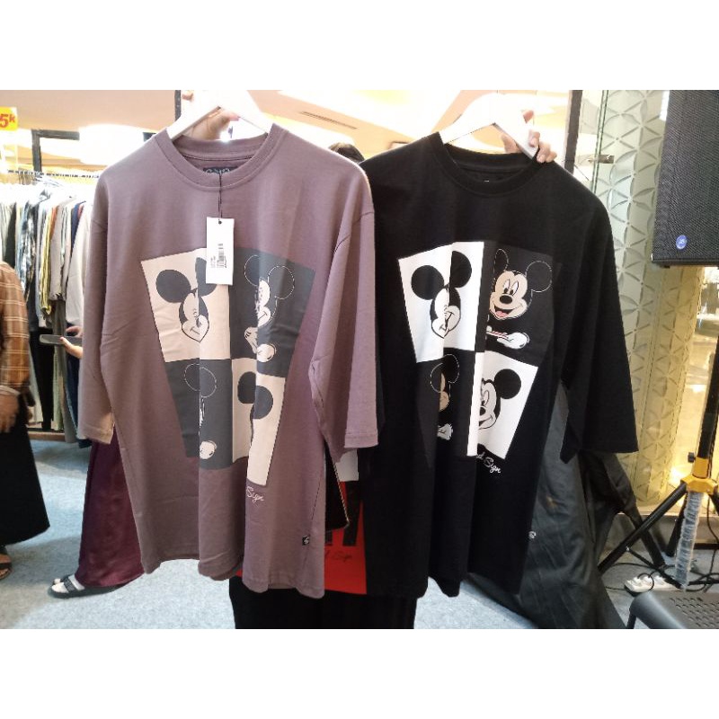 top overzie Mickey original by second sign