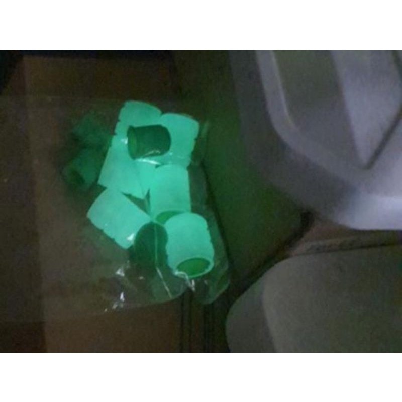 Tutup Pentil Ban menyala Glow in the Dark