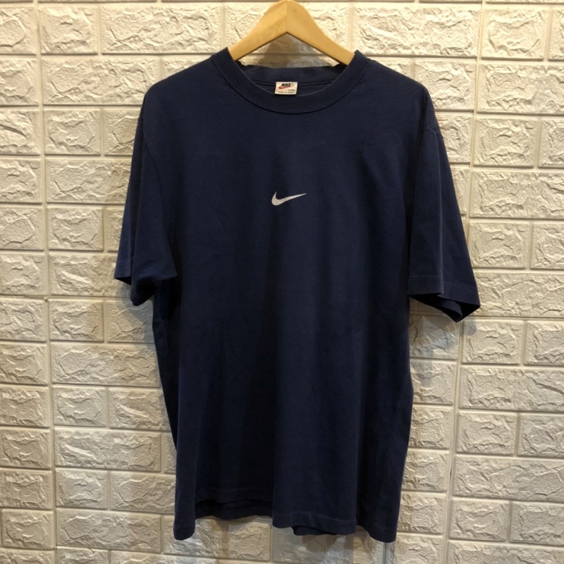 Kaos Nike Center Vintage Back Print