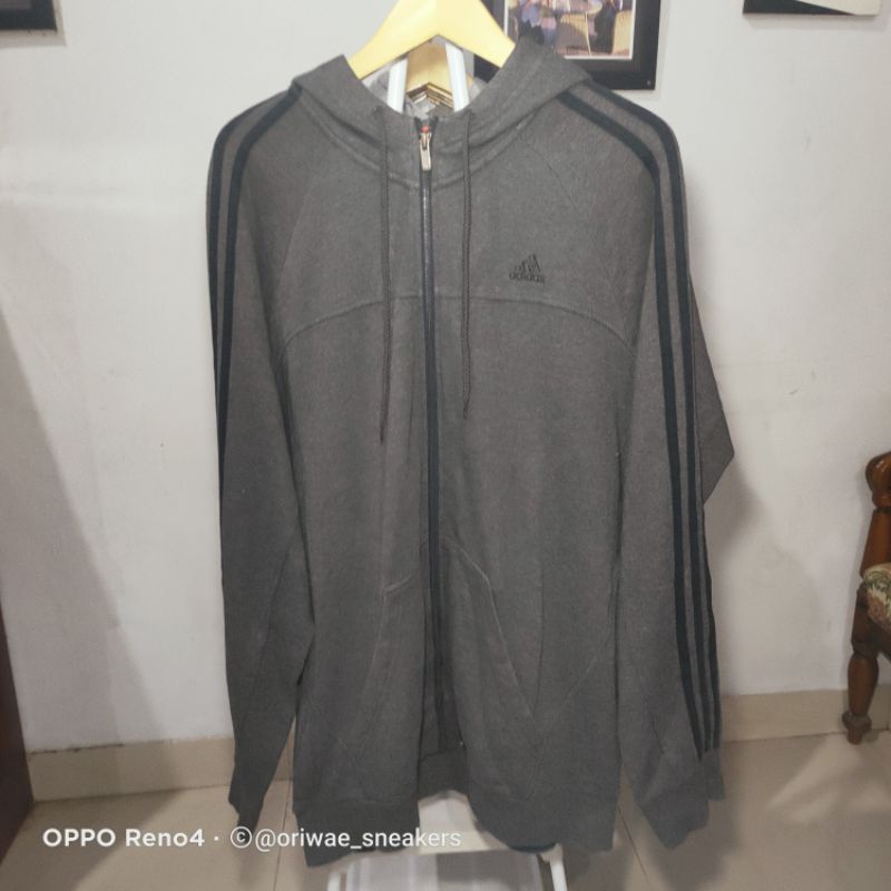 Jumper Hoodie Bekas Second Preloved -- Adidas Essentials