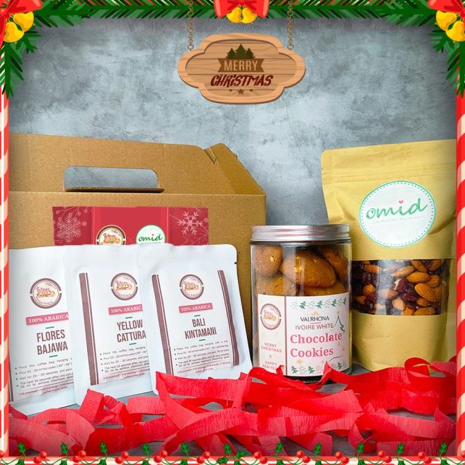 

CHRISTMAS HAMPERS 4 - Cute and Very Affordable