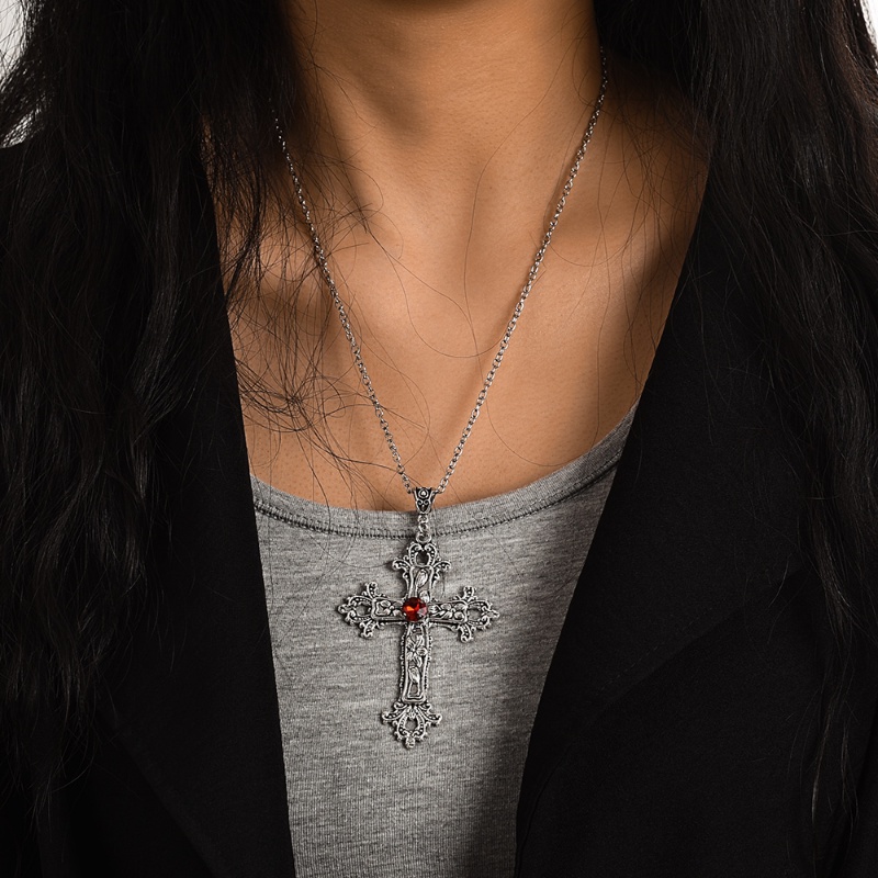 1pc Kalung Rantai Liontin Salib Gothic Retro Hias Berlian Gaya Eropa Amerika Hip Hop Untuk Unisex