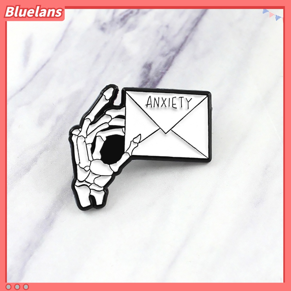 Bros Pin Enamel Bentuk Kerangka Tangan Tulisan Untuk Pria Dan Wanita