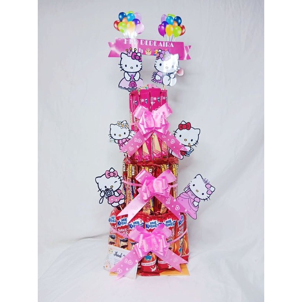 SNACK TOWER/KUE ULANGTAHUN/SNACK CAKE/SNACK TART/SNACK ULTAH/BIRTHDAY TOWER/KADO ULTAH/KADO WISUDA/B