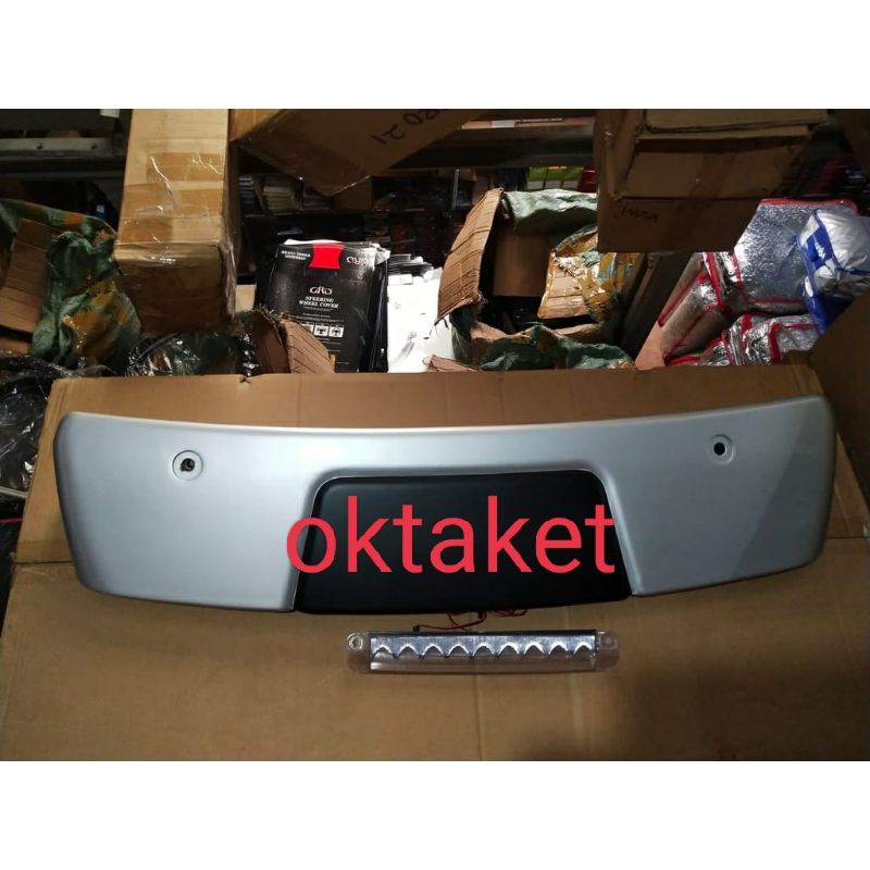 spoiler belakang TRD  Rush Terios lama old 2007 -2017 lampu warna body