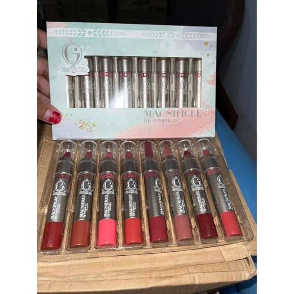 LIP CRAYON MADAM GIE