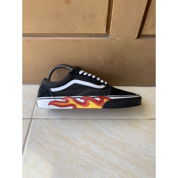 [PUSAT SEPATU SECOND] Vans Old Skool Flame Cut Out