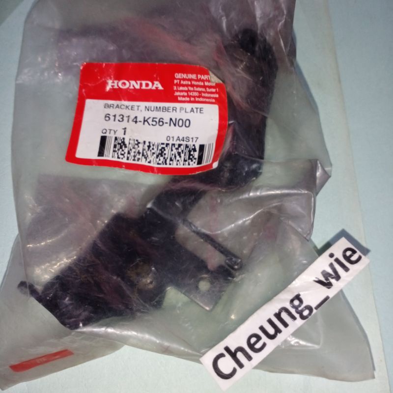 61314K56N00 rumah bracket Number plate Honda sonic 150 R F1 injeksi ori AHM
