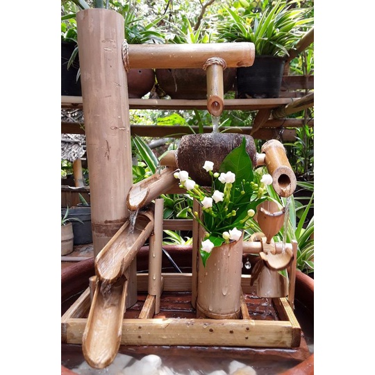Kincir Air Bambu, Air Mancur Unik Dari Bambu