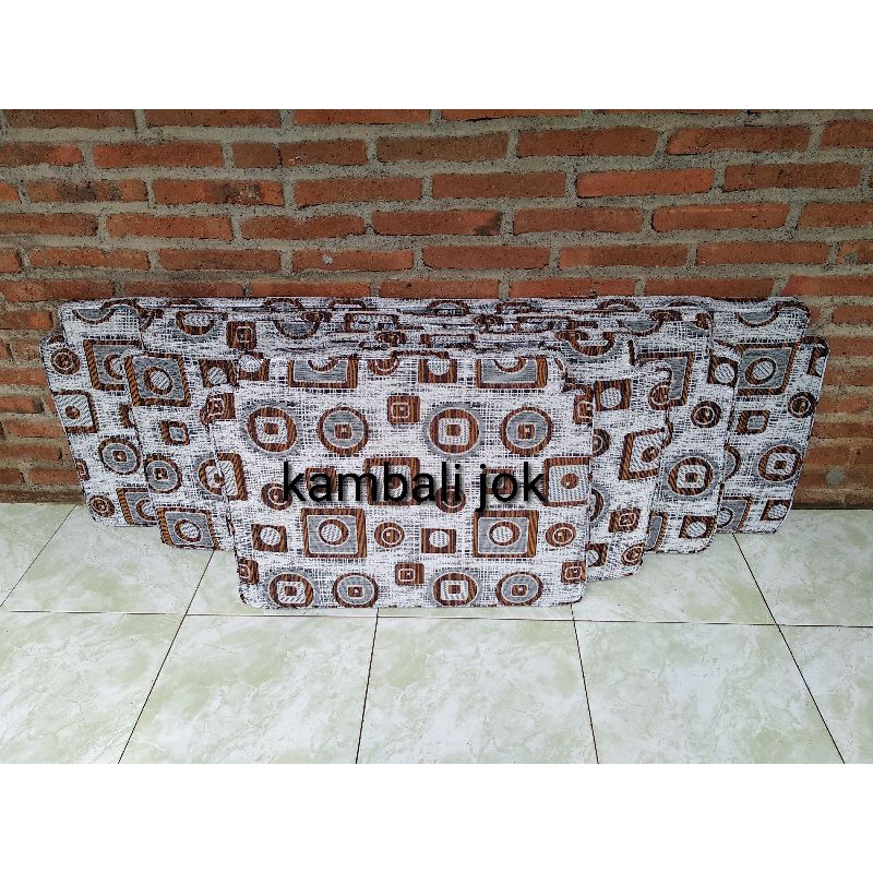 SARUNG+ISI BUSA jok kursi KAIN PUTIH KOMBINASI COKLAT MOTIF MINIMALIS,,Hrga 1 set formasi 3-2-1-1 Te