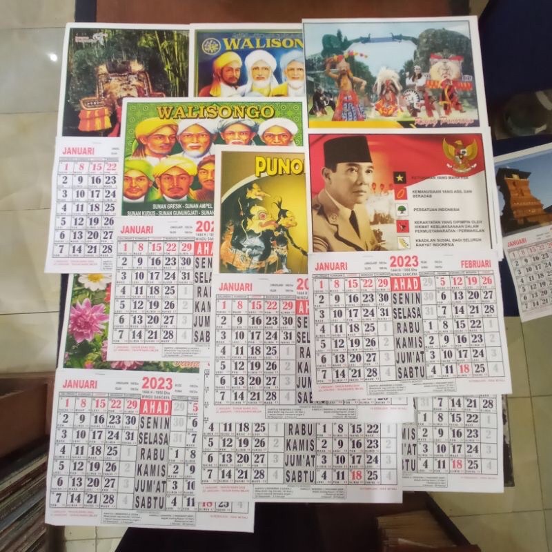 Kalender 2023 / KALENDER WUKU / Kalender Jawa kecil / Kalender Dinding / Kalender Mini