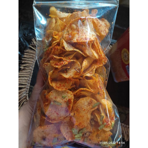 

Keripik kentang balado pete 250gr