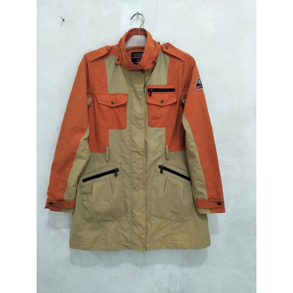Jaket wanita Mountain Equipment