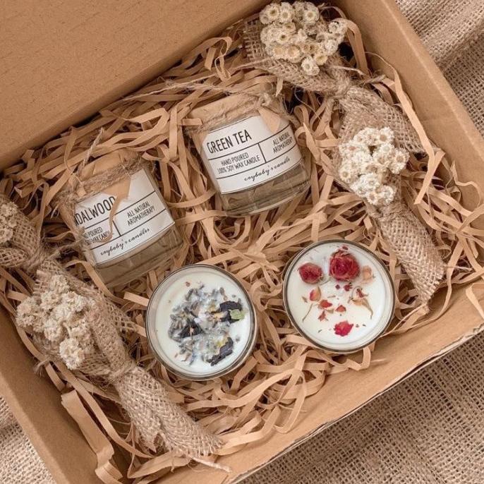 

GIFT HAMPERS 4 SCENTED CANDLES KADO HADIAH CHRISTMAS WEDDING WISUDA EW5346WED