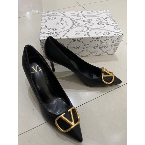 Sepatu Valentino Black Mirror murah Ukuran 40 - Valentino Shoes