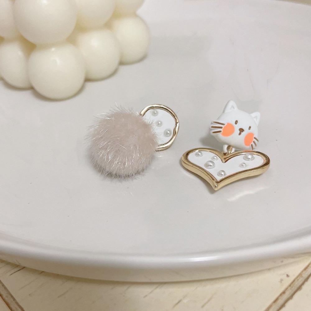 Mxbeauty Anting Perempuan Temperamen Elegan French Luxury Rabbit Sweet Menjuntai Earrings