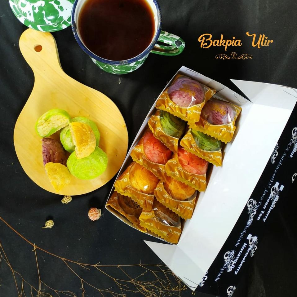 

10.10 Flash Sale Bakpia Ulir Bakpia Kombinasi 5 Rasa Bakpia Kering Oleh Oleh Surabaya Bakpia isi 10 