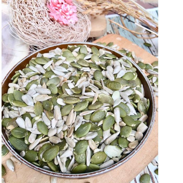 

SALE!!Roasted Mix Pumpkin & Sunflower Seeds 500g (panggang)|KD5