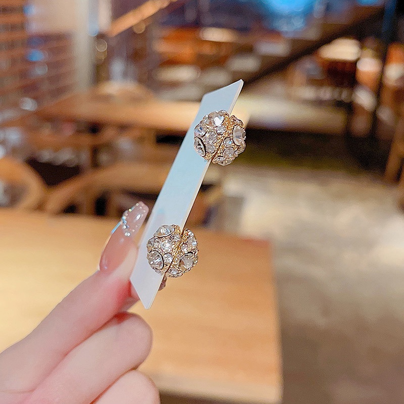 Anting Klip Magnetik Tanpa Tindik Gaya Korea Untuk Wanita