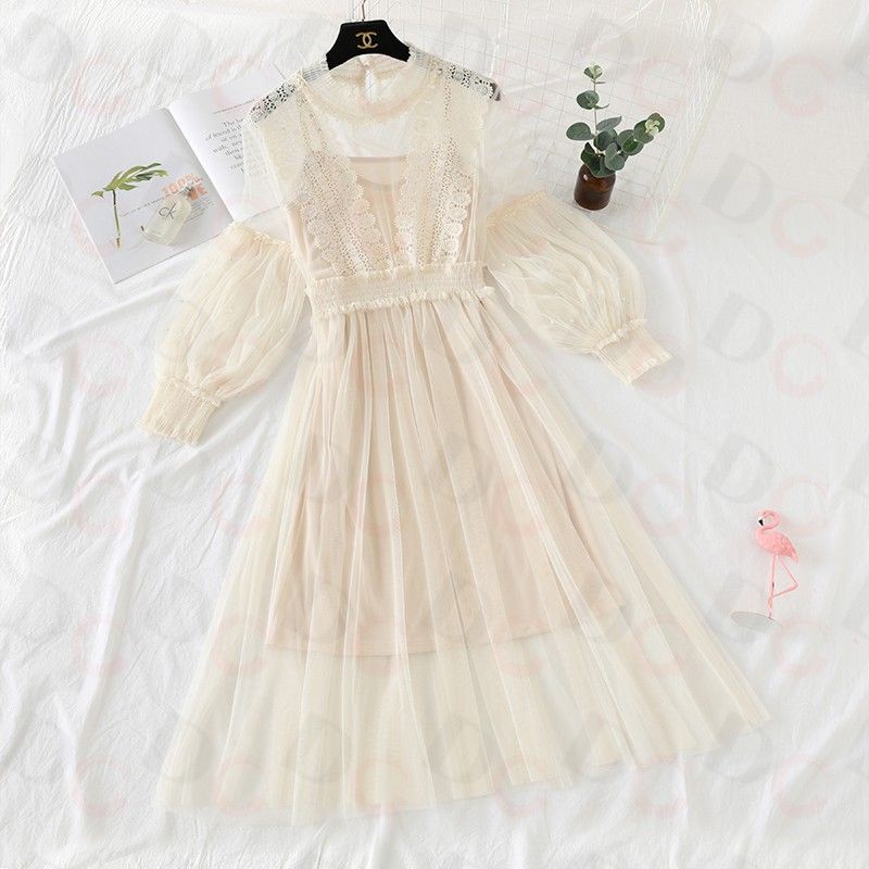 DRESS LENGAN LENTERA BAHAN LACE