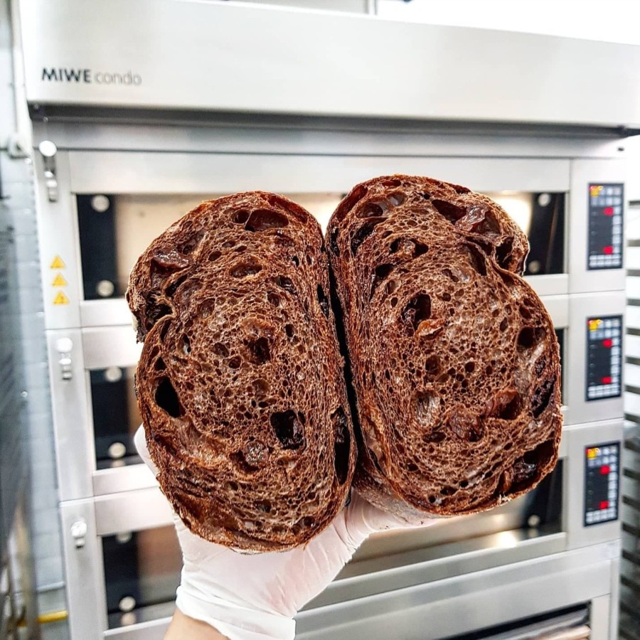 Roti Sourdough Belgian Dark Chocolate &amp; Raisin