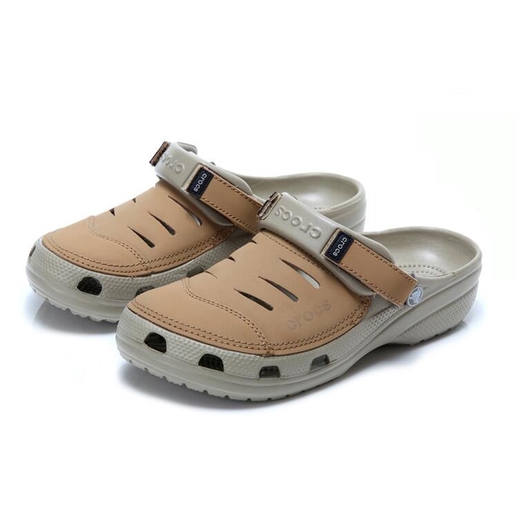 SEPATU SANDAL PRIA / SANDAL CROCS / CROCS YUKON SUEDE MAN - COKELAT PROMO