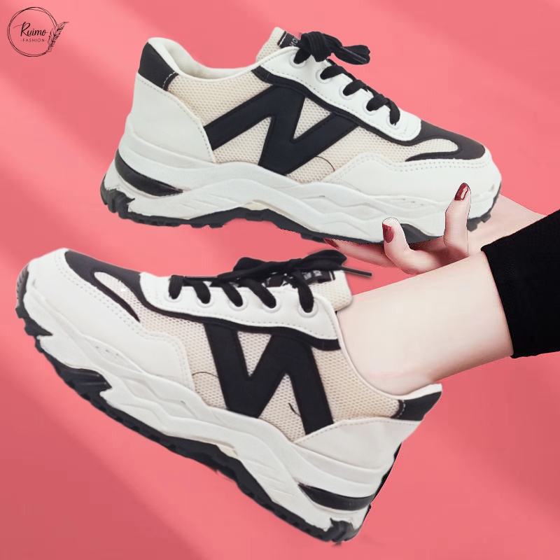 {FREE BOX} Sepatu Sneakers Wanita Sepatu Korean Fashionable - 2205