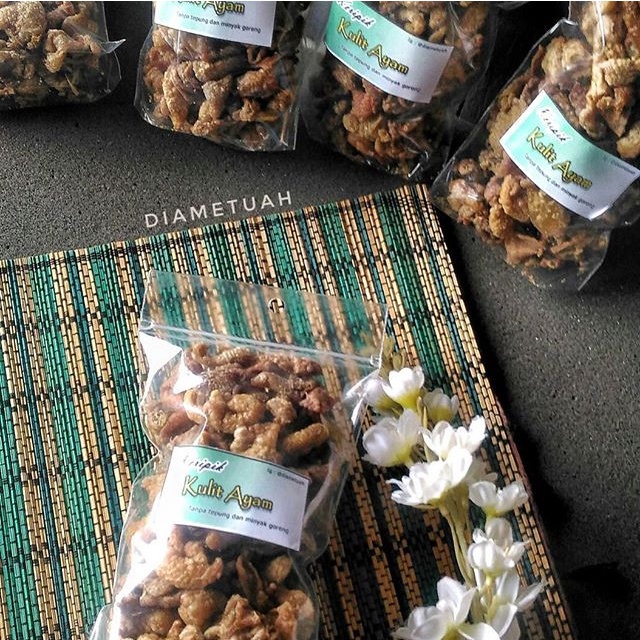 

Keripik Kulit Ayam Keto