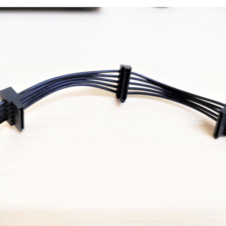 SKU-1294 KABEL SATA 15 PIN 1 TO 5 POWER SATA TO 5 SATA HDD SSD 1 KE 5