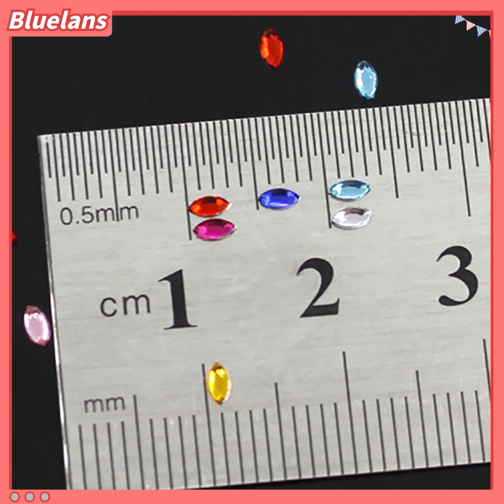 [bluelans] Stiker Stud Glitter 3D Bentuk Oval Multi Warna untuk Dekorasi Nail Art DIY