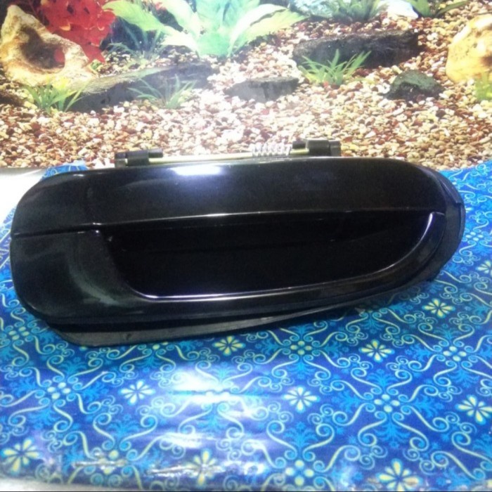 handle luar depan kanan hyundai verna/avega korea .