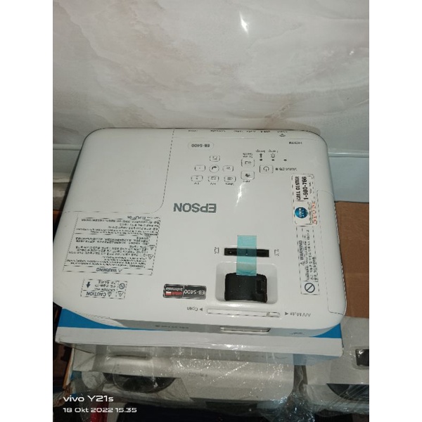 PROYEKTOR EPSON EB-S400
