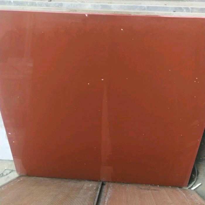 Granit Merah Maron 60x60 - kotak