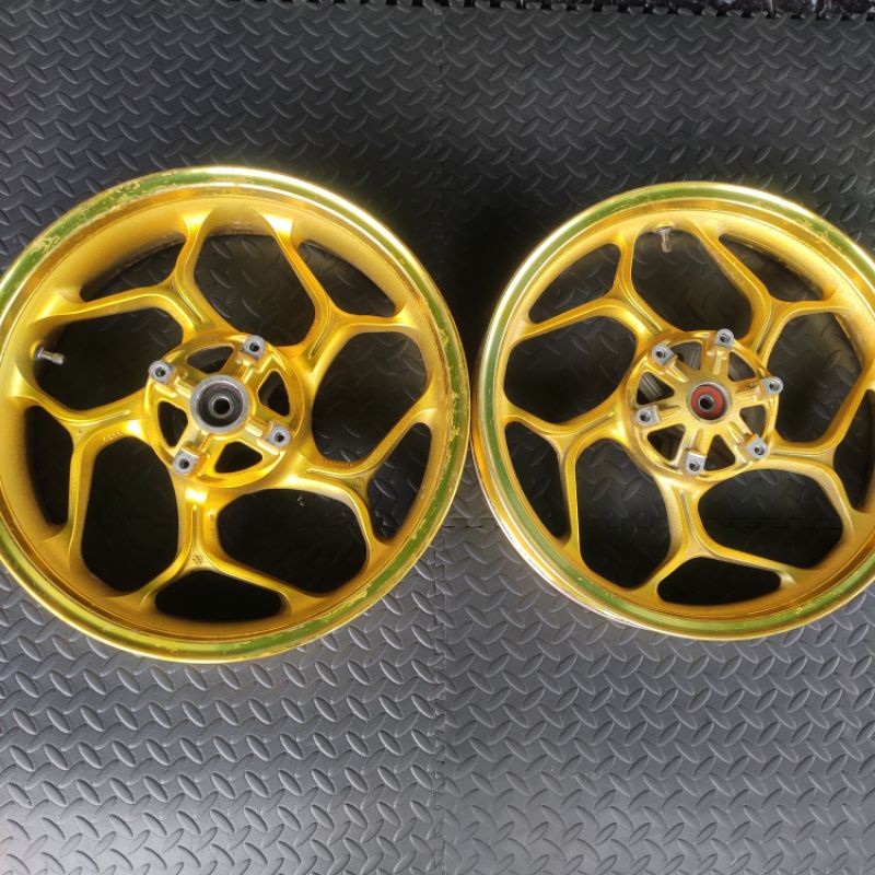 Velg Axio CBR150 CB150 Tapak Lebar 3 4.5 inch Gold Palang Lambo
