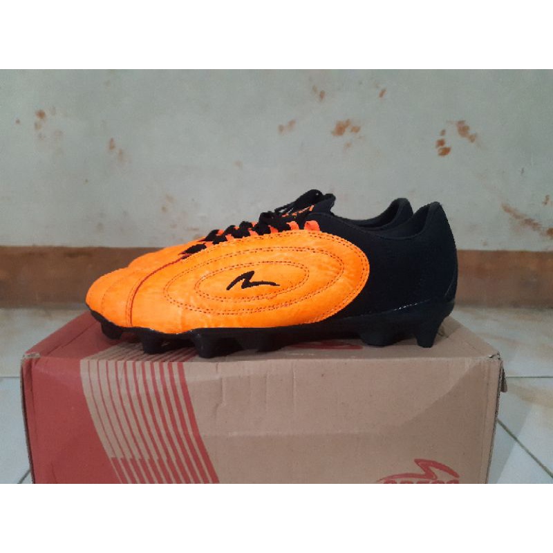sepatu bola original specs Barricada Fuerza Pro FG