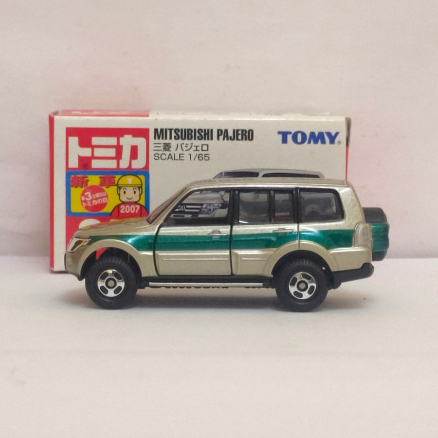 Tomica Reguler No 85 MITSUBISHI PAJERO SPORT Diecast mobil Takara Tomy harga murah