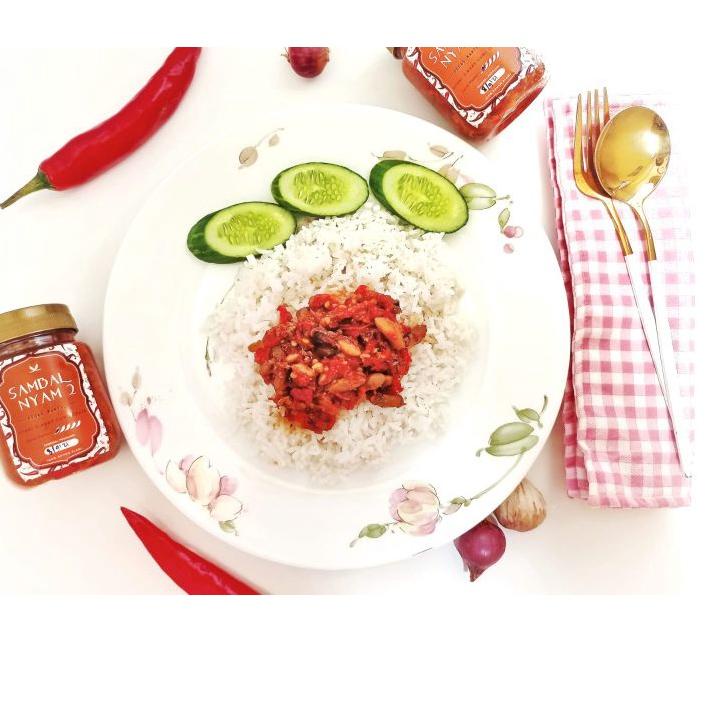 

Terbaik SAMBAL BABYCUMI Sambal Goreng SAMBEL BABYCUMI Sambal Babycumi PEDAS 200gr 