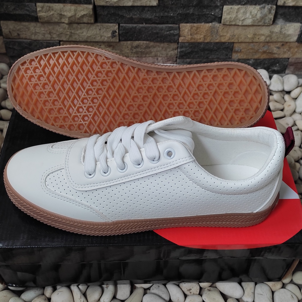 Sneakers Putih Polos Pria Airwalk Nivo Original Size 41