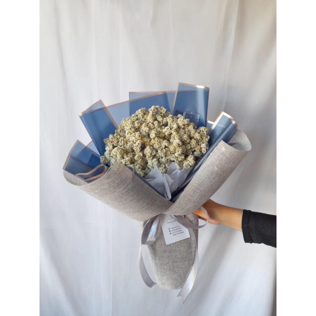 Buket Edelweiss Medium/ Buket Wisuda/ Buket Edelweiss Kering