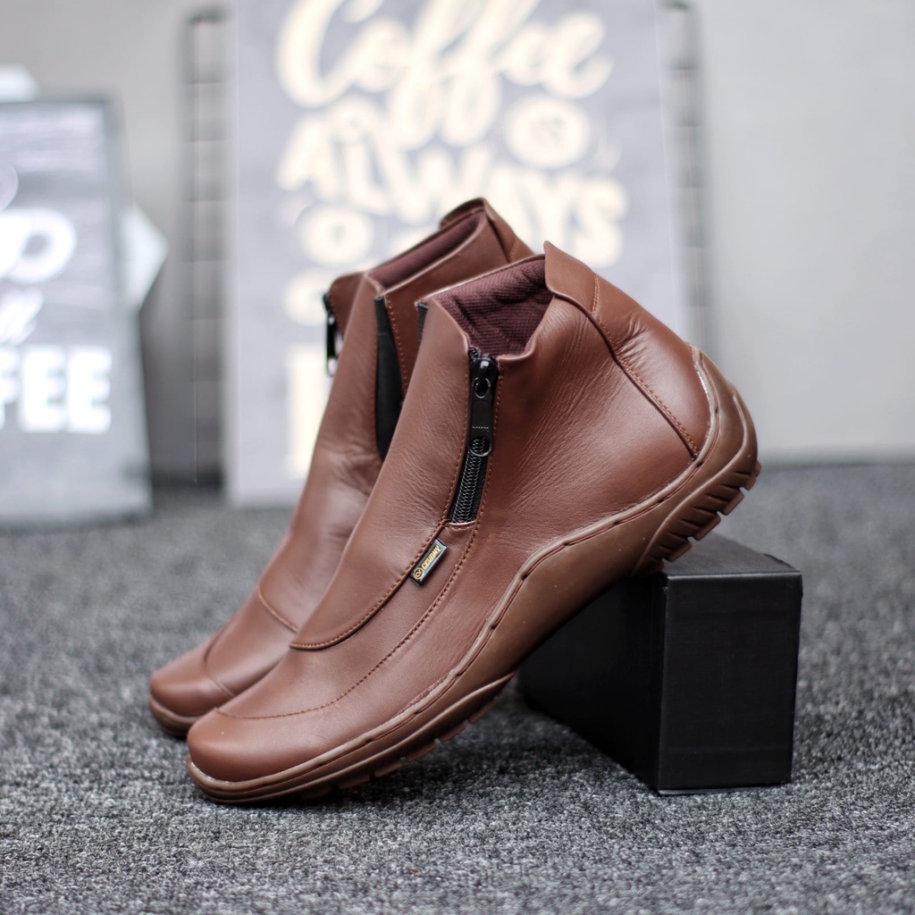 KORA Sepatu Boots Pria Kulit Asli Resleting Semi Formal Kerja Kantor