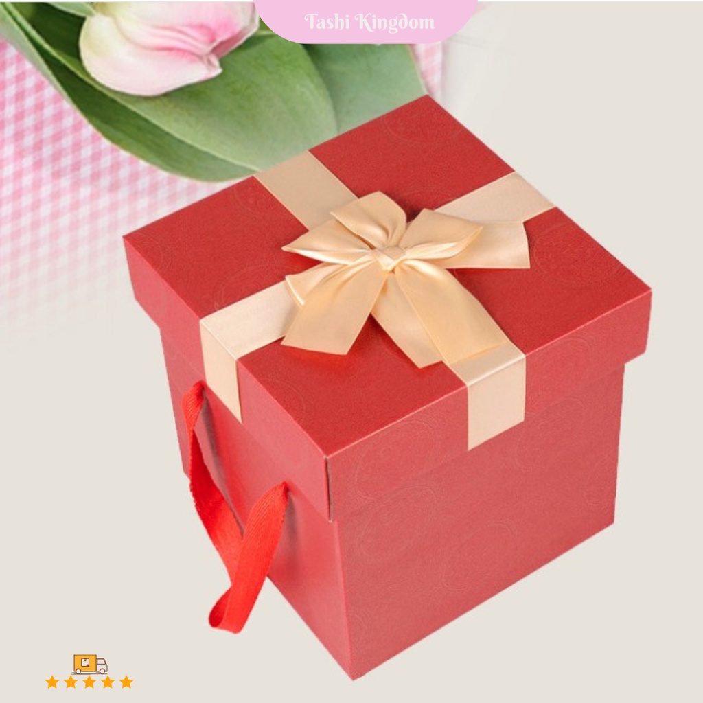 

BOX SNACK/ KOTAK KADO IMLEK , BOX MERAH PITA 21CM , BOX GIFT SOUVENIR , KOTAK HADIAH CHINA
