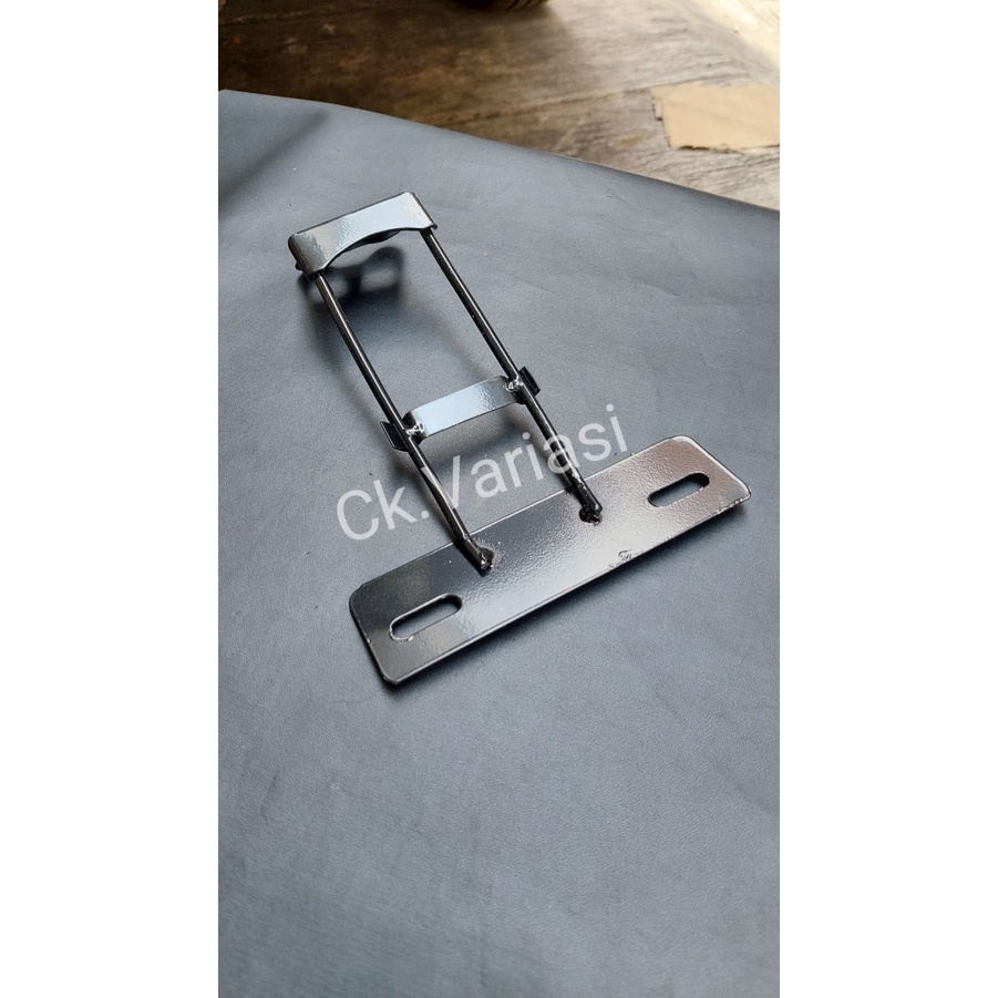 Breket Dudukan PlAT NOPOL Depan VIXION/ Pangkon Plat Nopol Vixion Bahan Tebal Kualitas Original