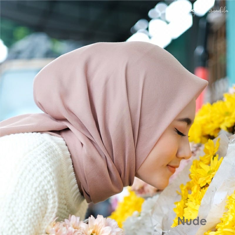 Hijab segiempat Paris premium/jadul | Redrose | varisha | Azara Paris jadul