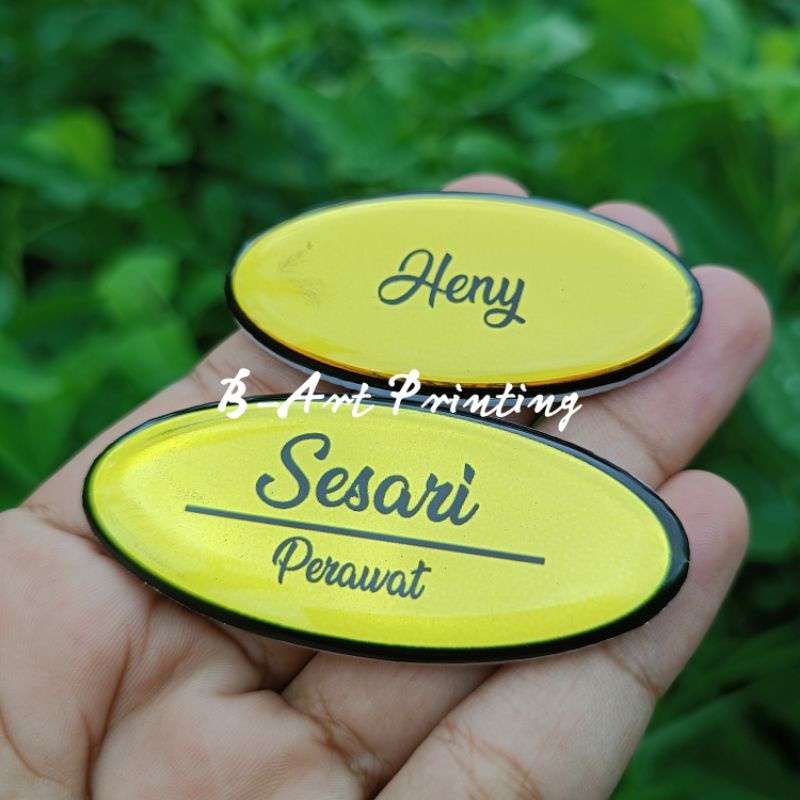 Name Tag Oval Papan Nama Dada Oval Pin Nama Logo Costum Gold Silver Peniti Magnet