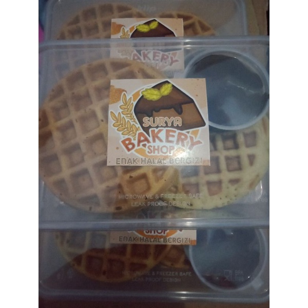 

Waffle Isi 3 + Toping Coklat Frozen Food
