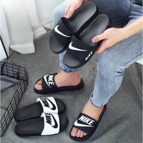 Sandal Import Nike Sandal Cowok Fashion Import Anti Slip Tidak Licin Ringan Empuk Enak Dipakai / Nik
