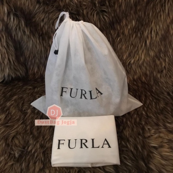 Best Seller DB FURLA ukuran M 35X35 DustBag Tas Serut Sarung Cover Dust Bag Brand Diskon