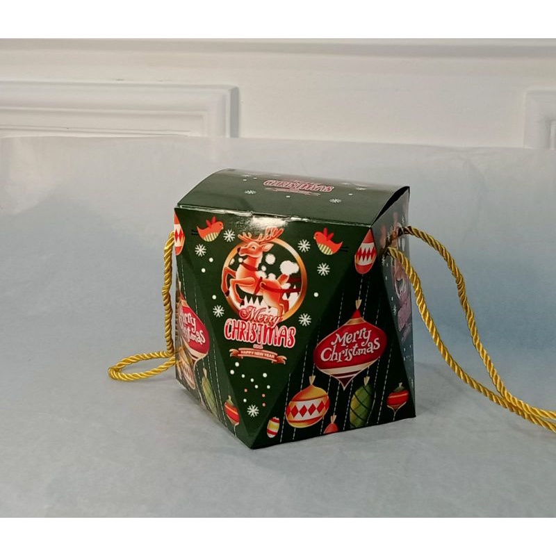

KOTAK/BOX EDISI NATAL TP2 JOLLY-6
